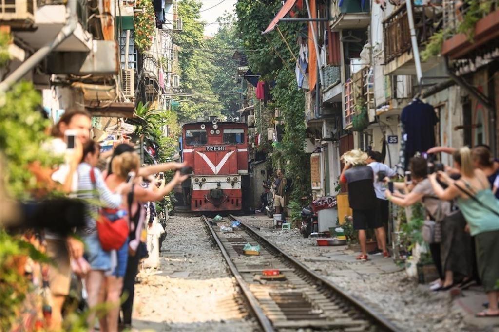 Tropical Land Little Hanoi Homestay エクステリア 写真